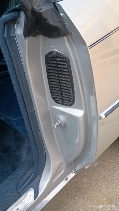 1985 Buick Riviera 4th-7th Gen - Image 16 of 31