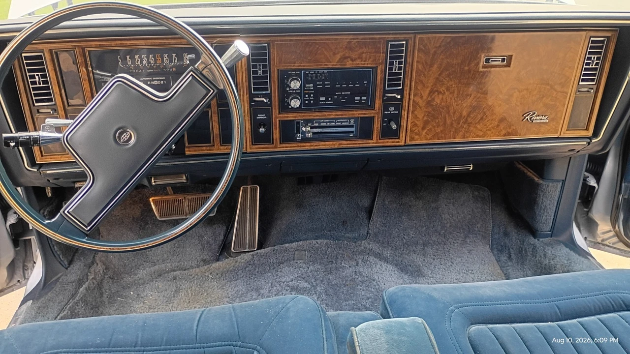1985 Buick Riviera 4th-7th Gen - Image 27 of 31