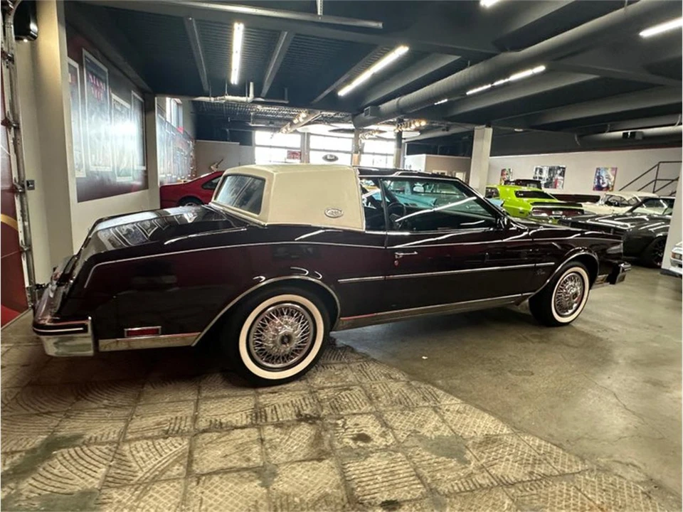 1985 Buick Riviera 4th-7th Gen - Image 16 of 31