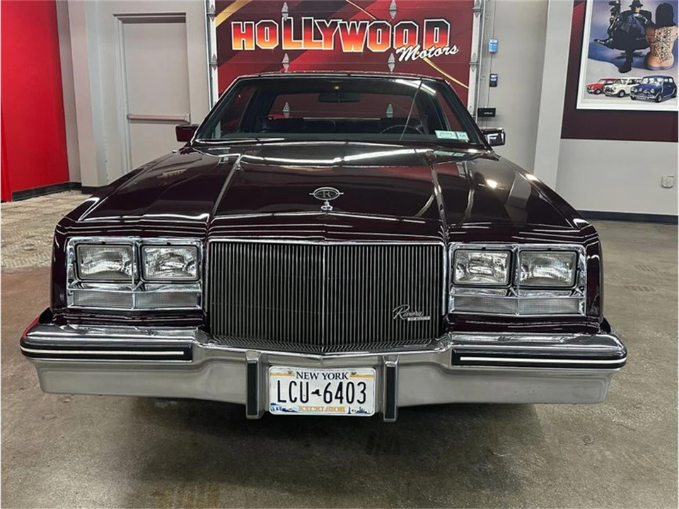 1985 Buick Riviera 4th-7th Gen - Image 11 of 31
