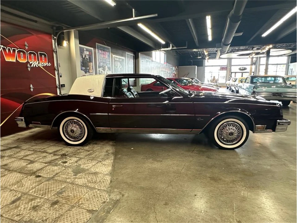 1985 Buick Riviera 4th-7th Gen - Image 12 of 31