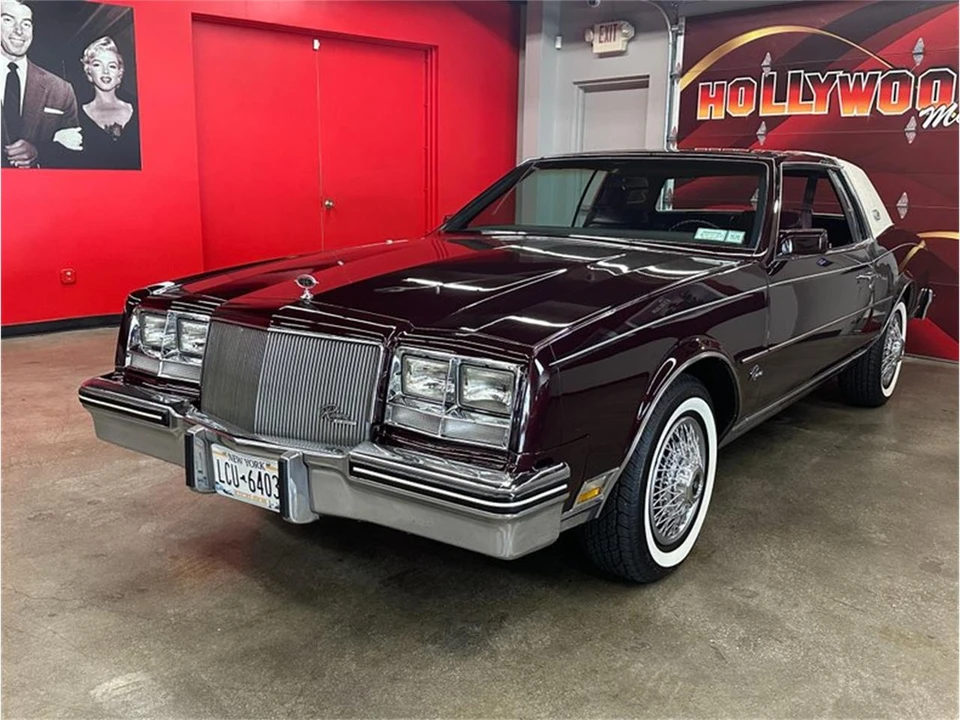 1985 Buick Riviera 4th-7th Gen - Image 3 of 31