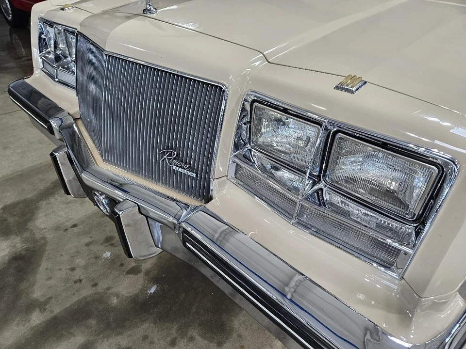 1985 Buick Riviera 4th-7th Gen - Image 24 of 29