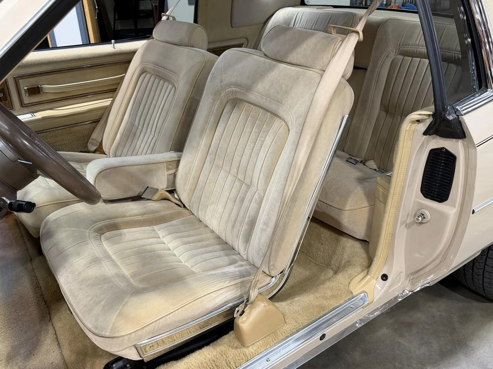1985 Buick Riviera 4th-7th Gen - Image 14 of 29