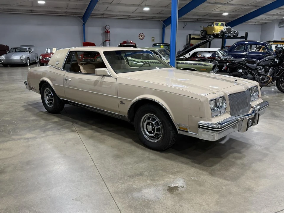 1985 Buick Riviera 4th-7th Gen - Image 5 of 29
