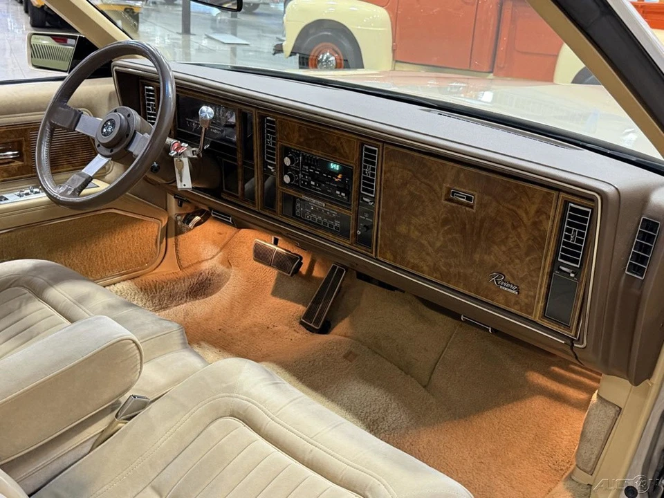 1985 Buick Riviera 4th-7th Gen - Image 18 of 24