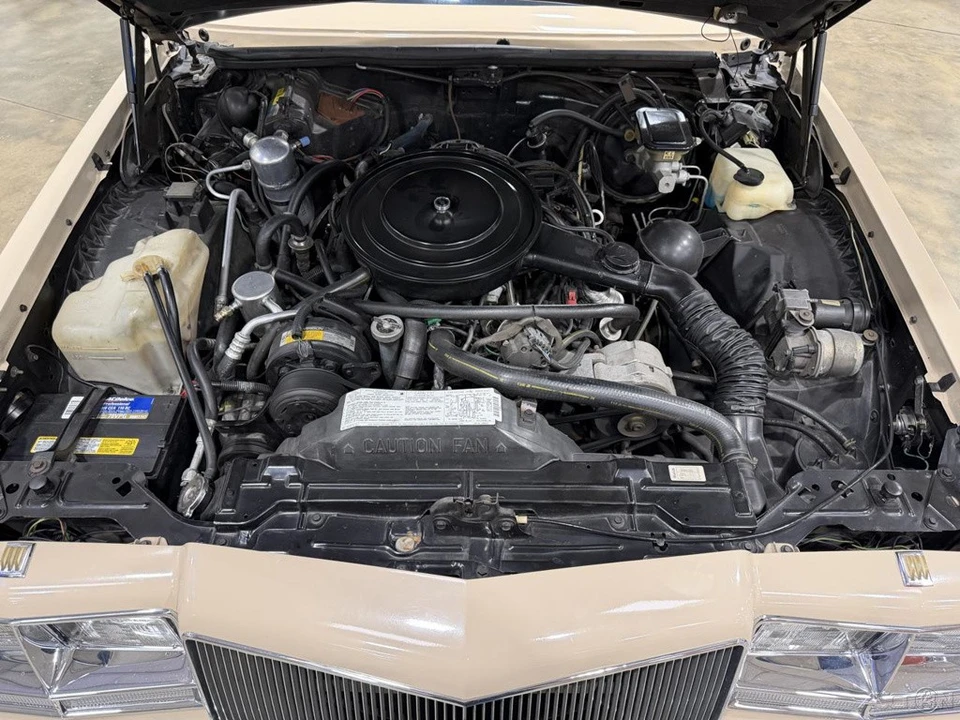 1985 Buick Riviera 4th-7th Gen - Image 9 of 24