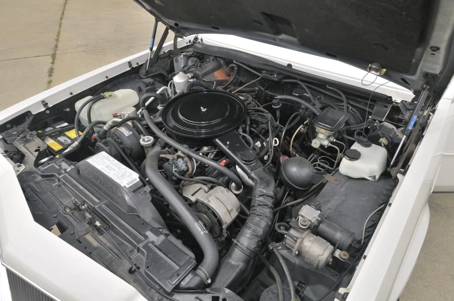 1985 Buick Riviera 4th-7th Gen - Image 9 of 9