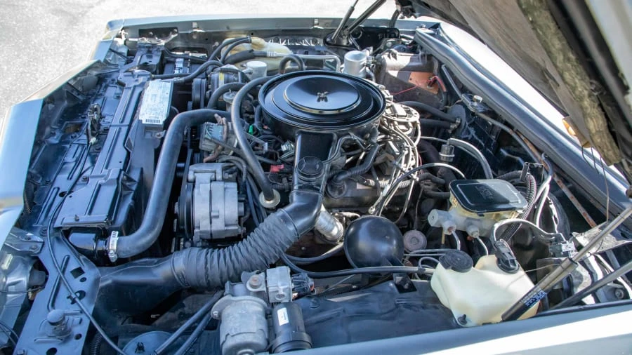 1985 Buick Riviera 4th-7th Gen - Image 6 of 20