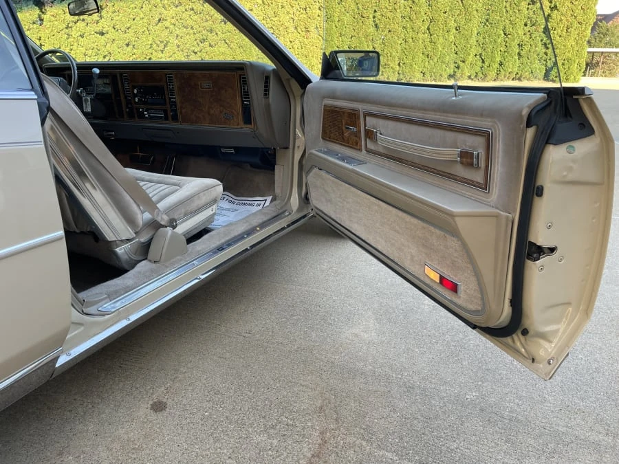 1985 Buick Riviera 4th-7th Gen - Image 19 of 26
