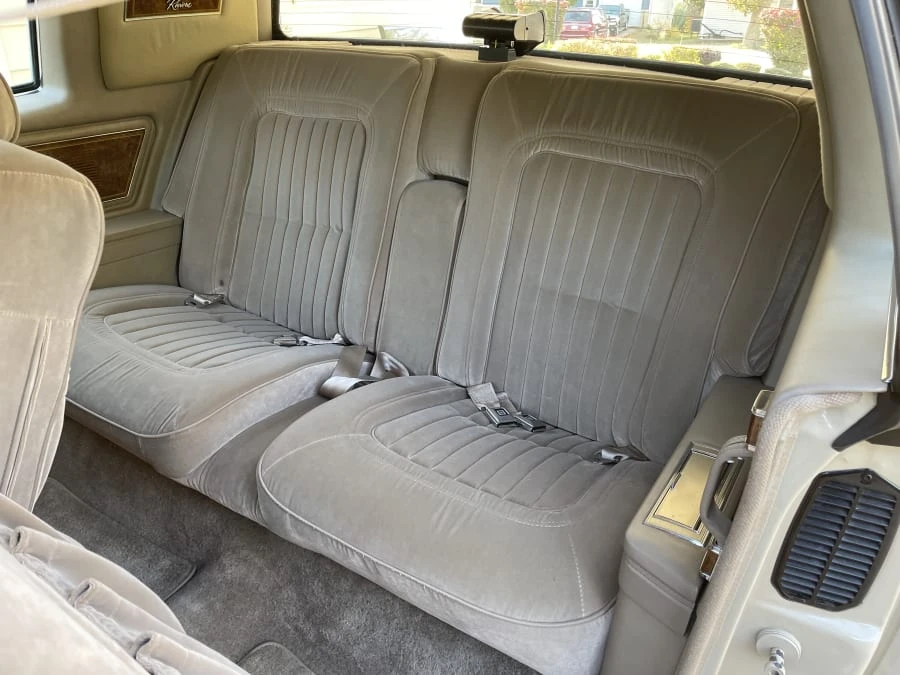 1985 Buick Riviera 4th-7th Gen - Image 18 of 26