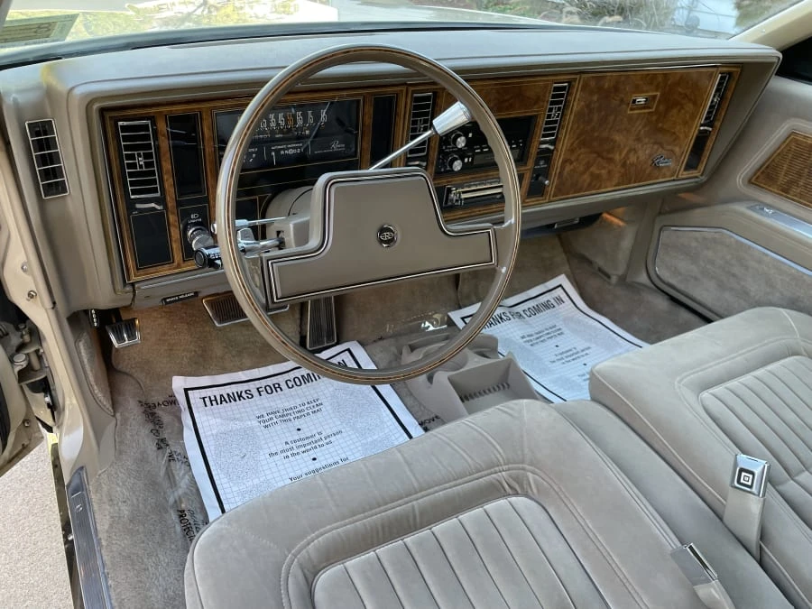 1985 Buick Riviera 4th-7th Gen - Image 13 of 26