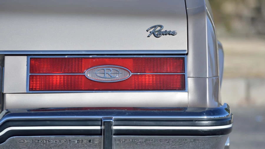 1985 Buick Riviera 4th-7th Gen - Image 20 of 20