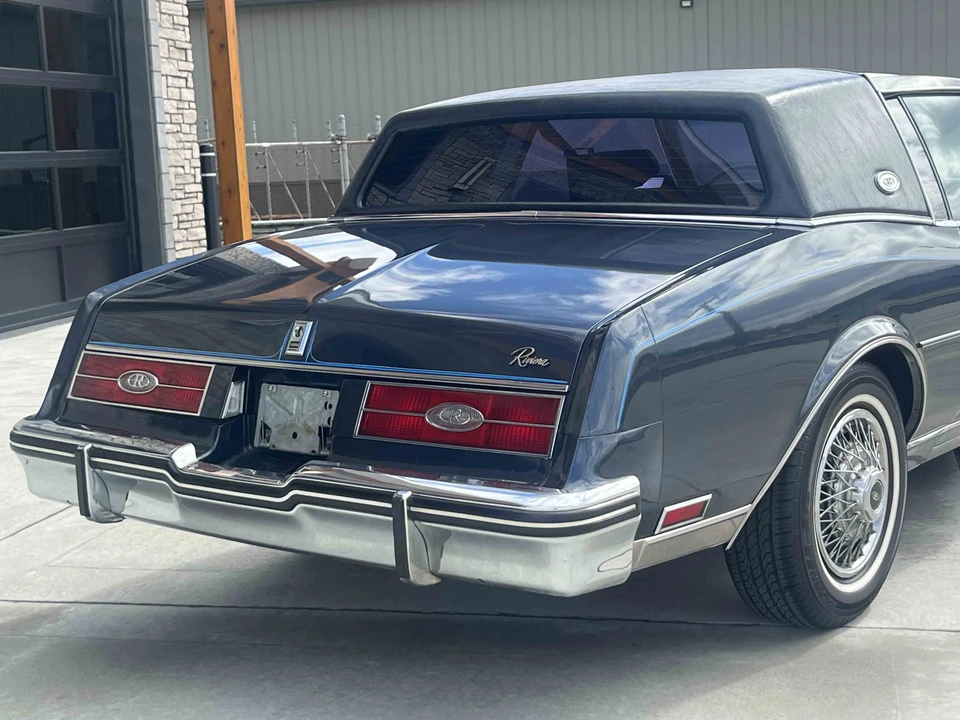 1985 Buick Riviera 4th-7th Gen - Image 15 of 31