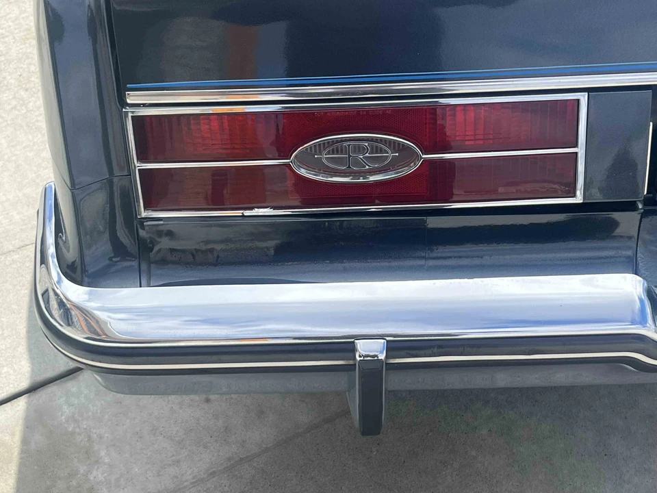 1985 Buick Riviera 4th-7th Gen - Image 17 of 31