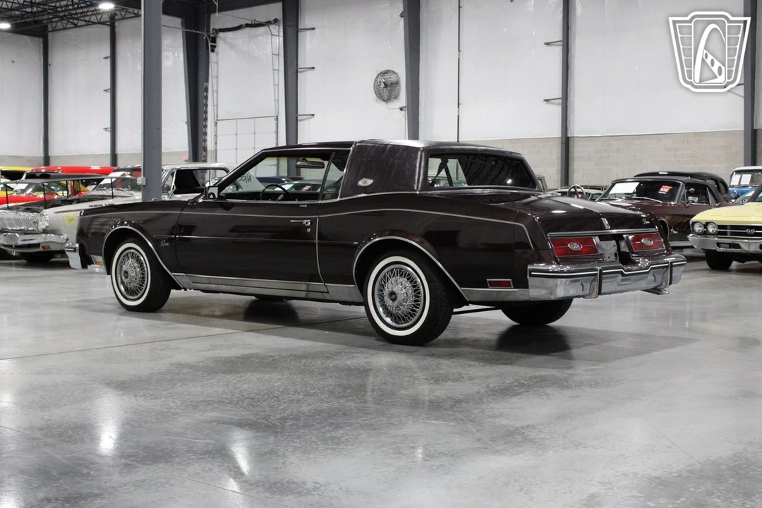 1985 Buick Riviera 4th-7th Gen - Image 23 of 31