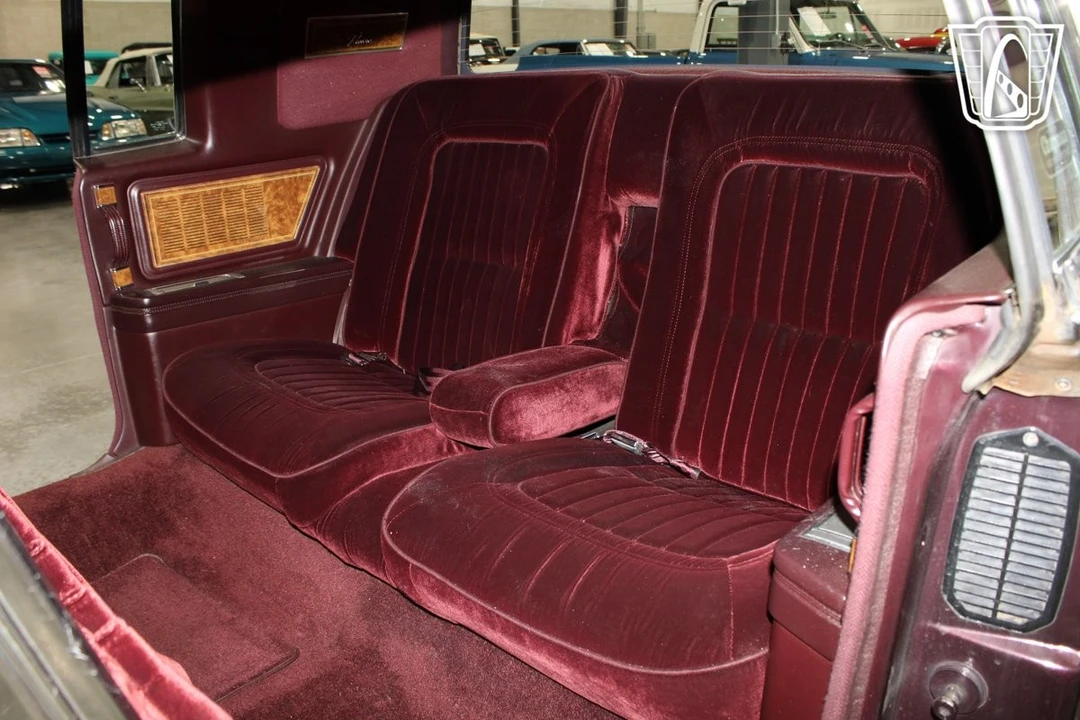 1985 Buick Riviera 4th-7th Gen - Image 9 of 31