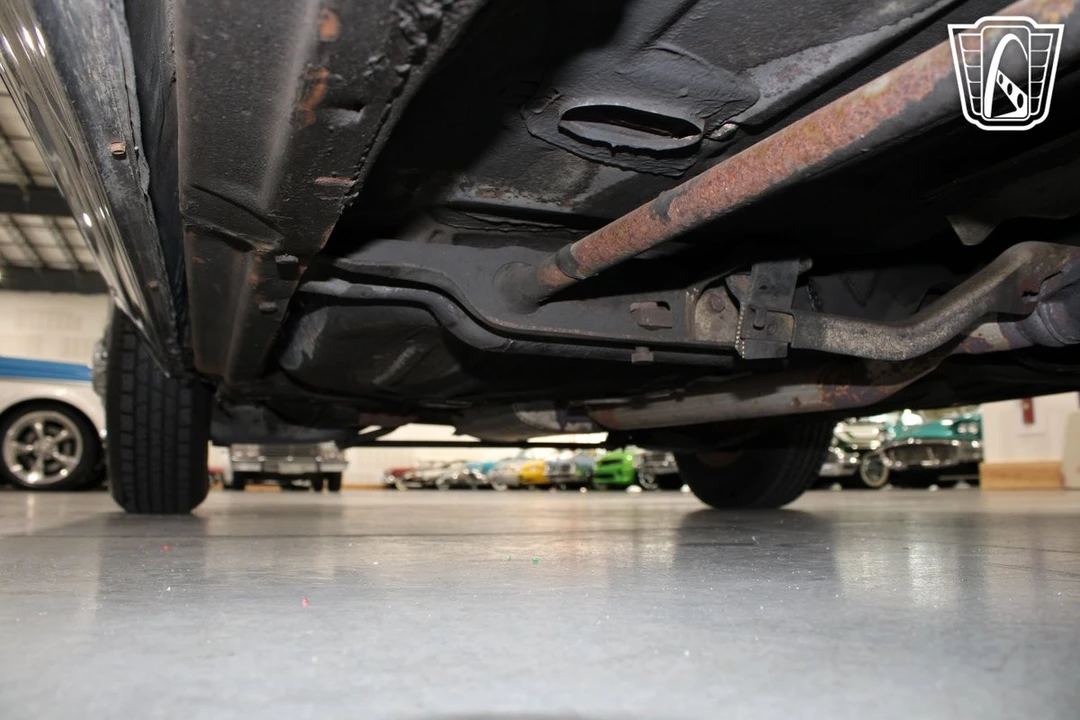 1985 Buick Riviera 4th-7th Gen - Image 12 of 21