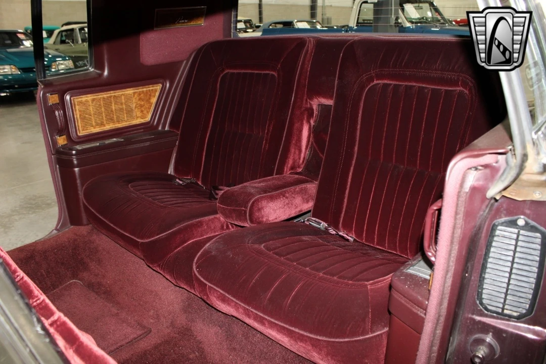 1985 Buick Riviera 4th-7th Gen - Image 10 of 12