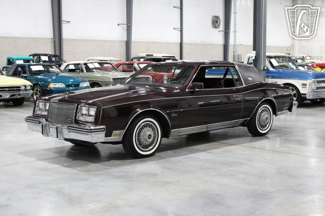 1985 Buick Riviera 4th-7th Gen - Image 3 of 31