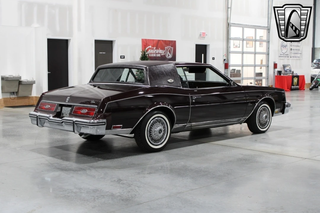 1985 Buick Riviera 4th-7th Gen - Image 5 of 12