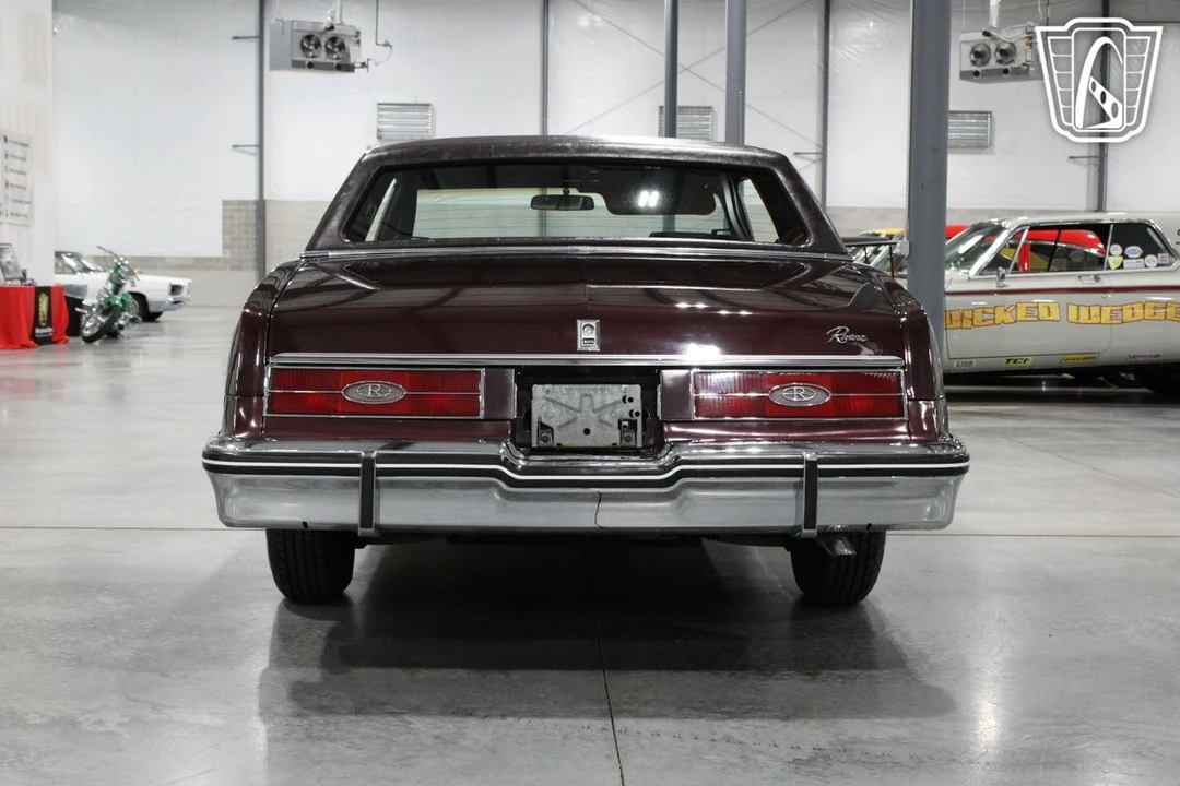 1985 Buick Riviera 4th-7th Gen - Image 24 of 31