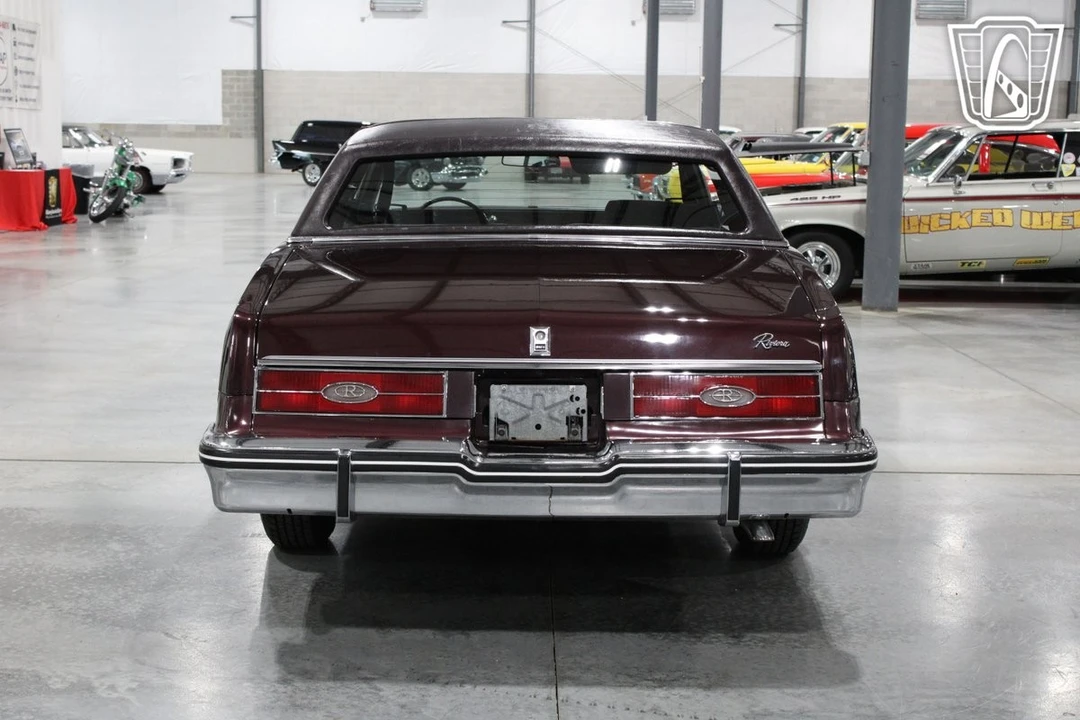 1985 Buick Riviera 4th-7th Gen - Image 16 of 21