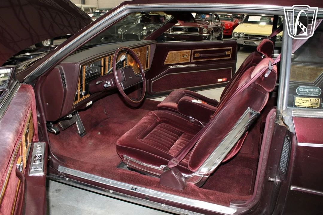 1985 Buick Riviera 4th-7th Gen - Image 7 of 12