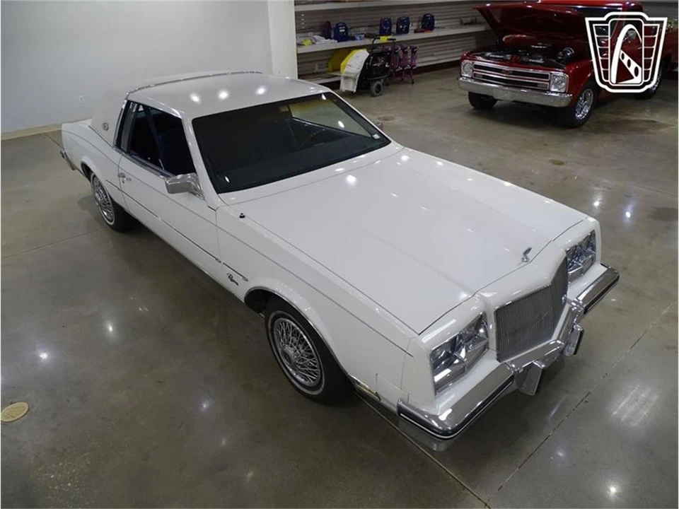 1985 Buick Riviera 4th-7th Gen - Image 21 of 31