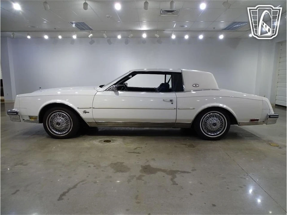 1985 Buick Riviera 4th-7th Gen - Image 7 of 31