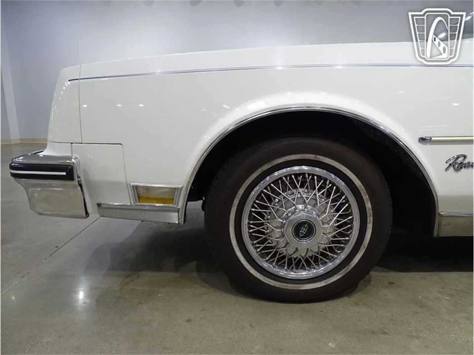 1985 Buick Riviera 4th-7th Gen - Image 30 of 31