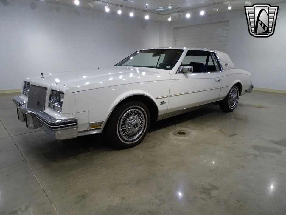 1985 Buick Riviera 4th-7th Gen - Image 3 of 21