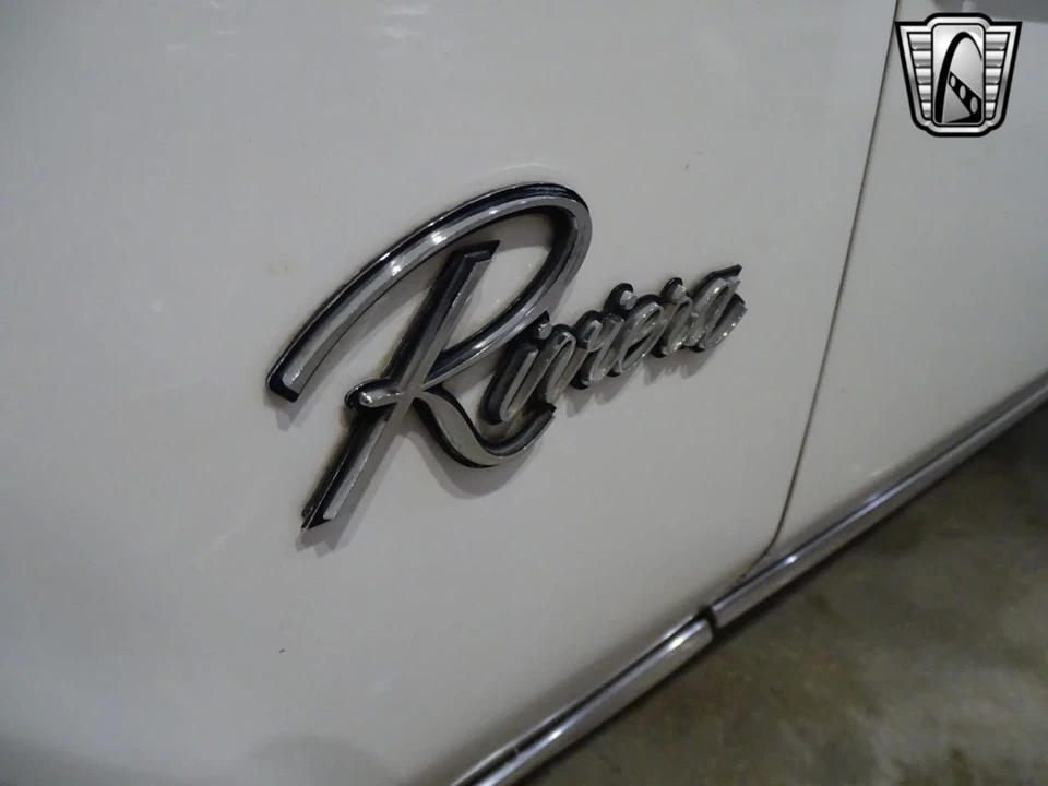 1985 Buick Riviera 4th-7th Gen - Image 18 of 21