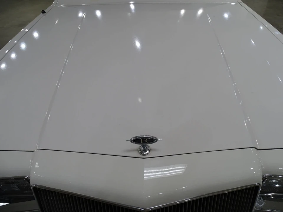 1985 Buick Riviera 4th-7th Gen - Image 12 of 21