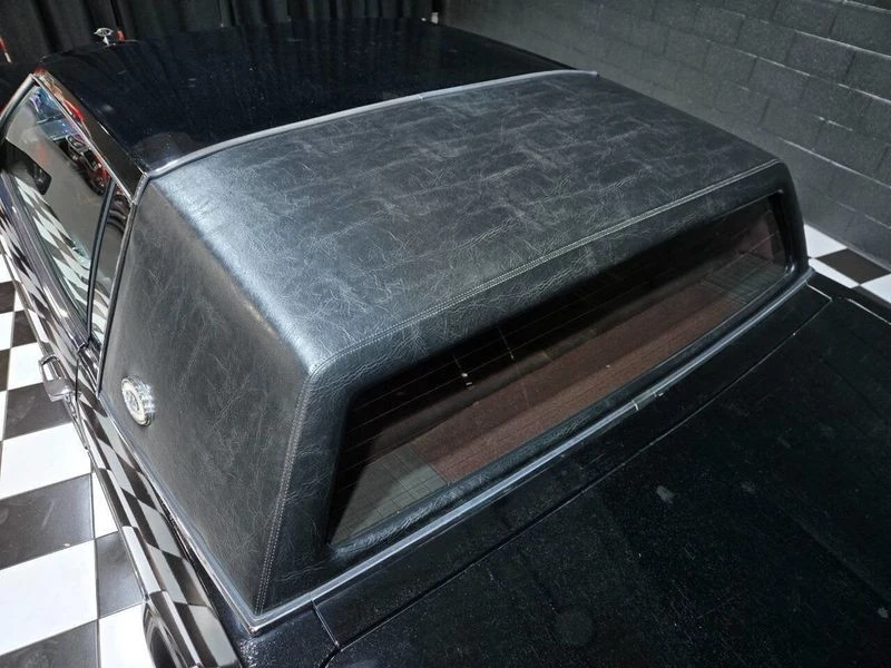 1985 Buick Riviera 4th-7th Gen - Image 11 of 12