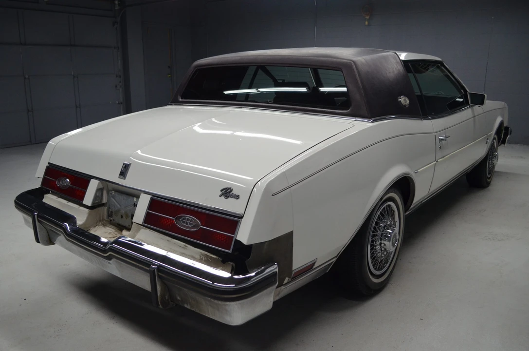 1985 Buick Riviera 4th-7th Gen - Image 7 of 31