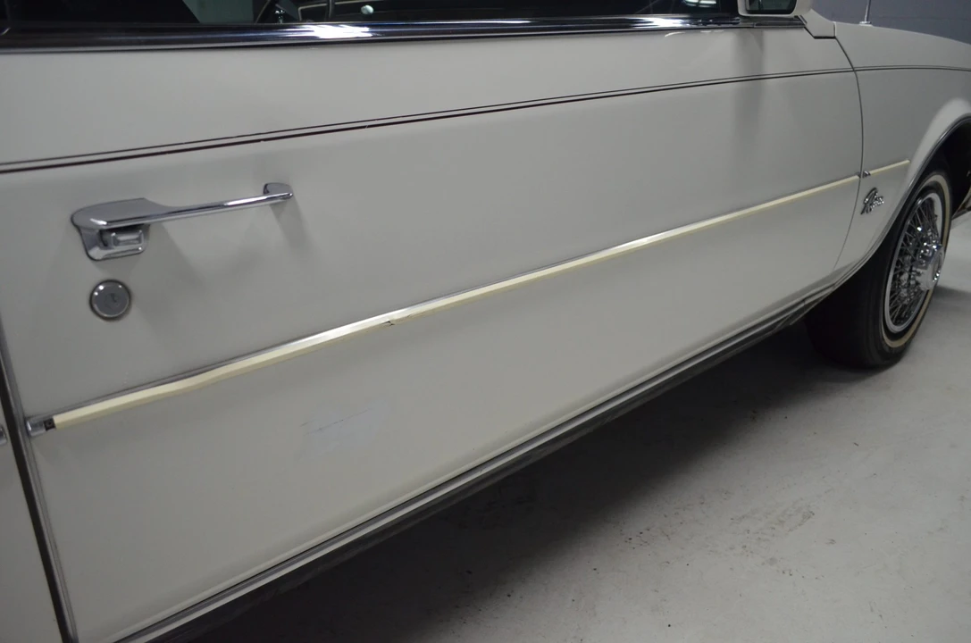 1985 Buick Riviera 4th-7th Gen - Image 17 of 31