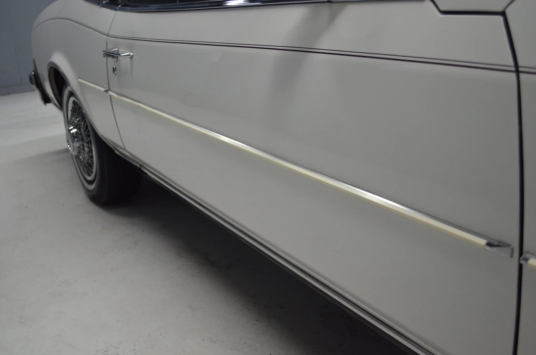 1985 Buick Riviera 4th-7th Gen - Image 18 of 31