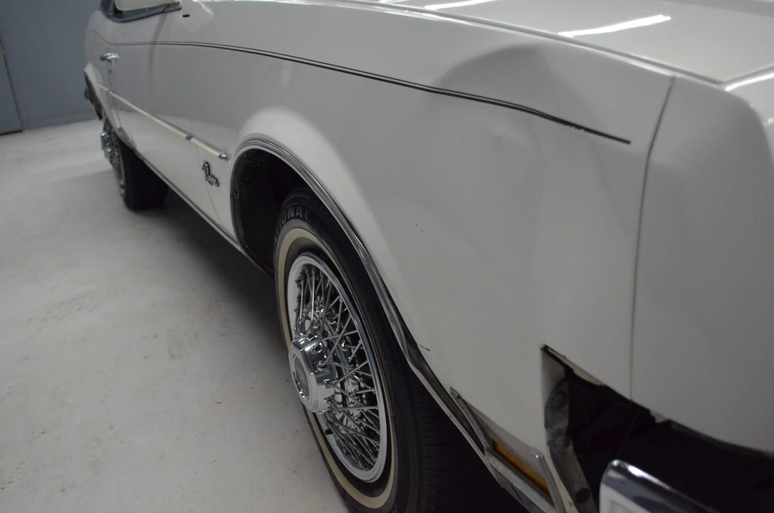 1985 Buick Riviera 4th-7th Gen - Image 22 of 31