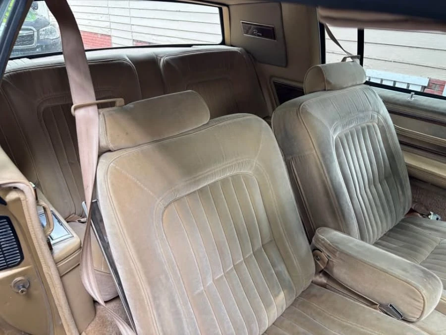 1985 Buick Riviera 4th-7th Gen - Image 5 of 7