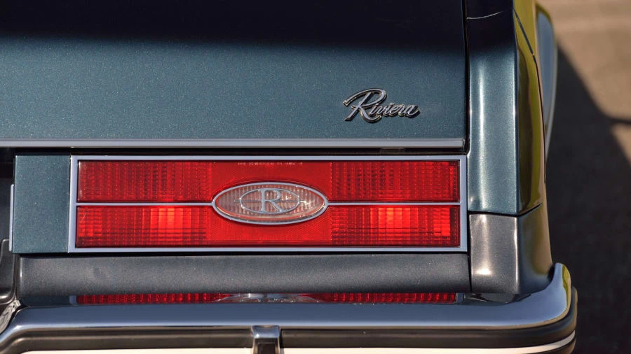 1985 Buick Riviera 4th-7th Gen - Image 10 of 31