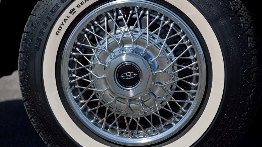 1985 Buick Riviera 4th-7th Gen - Image 15 of 31