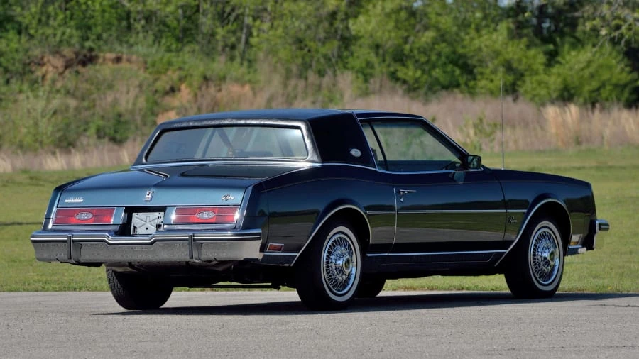 1985 Buick Riviera 4th-7th Gen - Image 23 of 31
