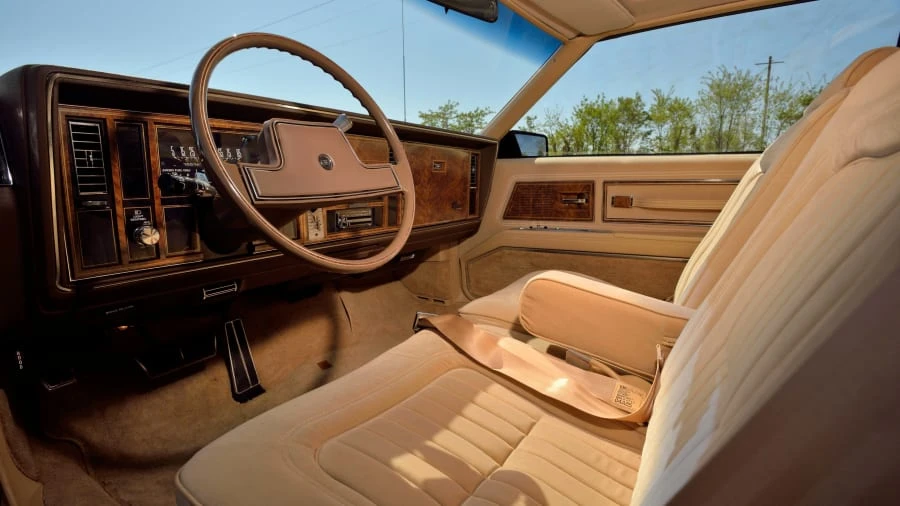 1985 Buick Riviera 4th-7th Gen - Image 26 of 31