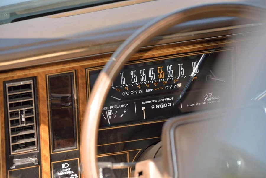 1985 Buick Riviera 4th-7th Gen - Image 28 of 31
