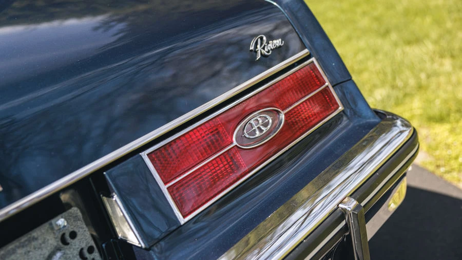 1985 Buick Riviera 4th-7th Gen - Image 15 of 28