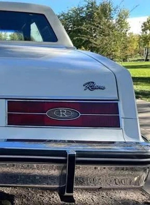 1985 Buick Riviera 4th-7th Gen - Image 6 of 12