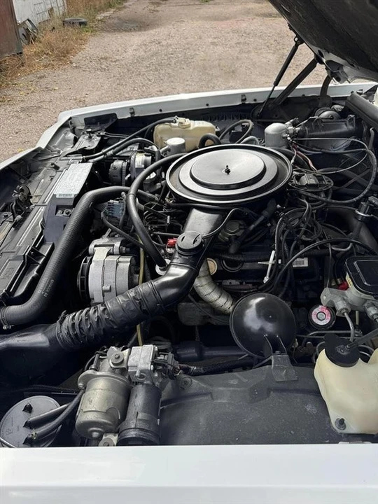 1985 Buick Riviera 4th-7th Gen - Image 8 of 12