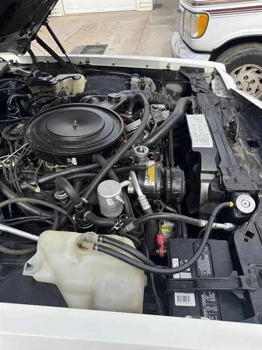 1985 Buick Riviera 4th-7th Gen - Image 9 of 12