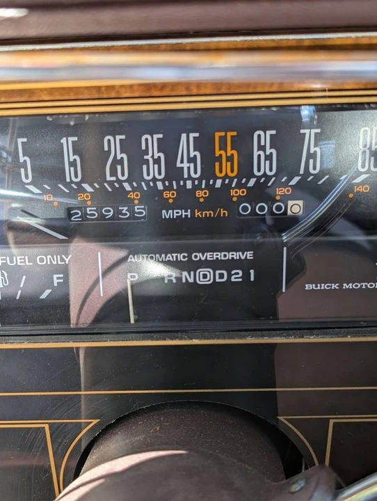 1985 Buick Riviera 4th-7th Gen - Image 13 of 18